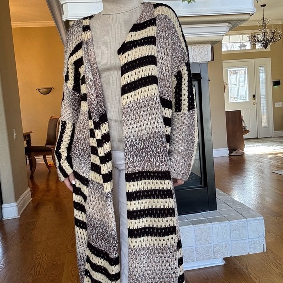 Elan Sweaters - Elan Knit Duster Tan and Stripe Open Front Size Small